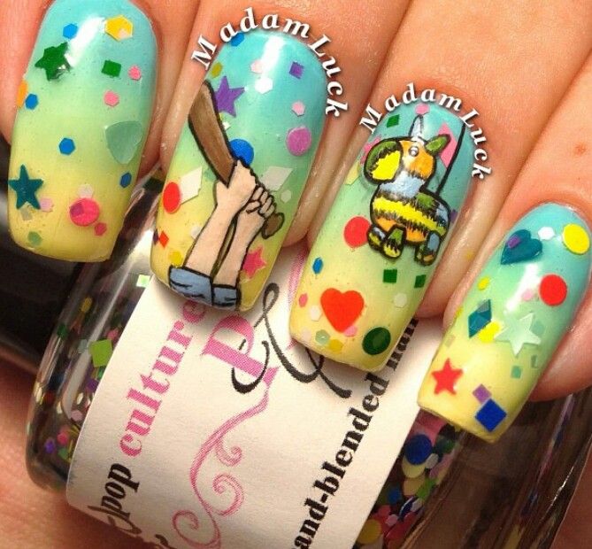 Diseños De Uñas De Piñatas