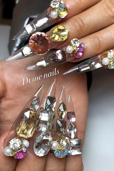 Diseños De Uñas De Rosalia
