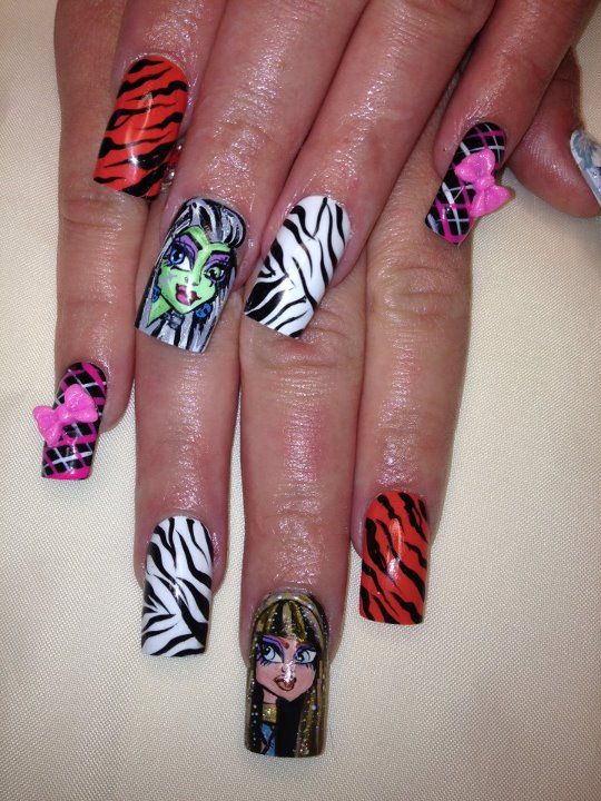 disenos-de-unas-decoradas-monster-high-5