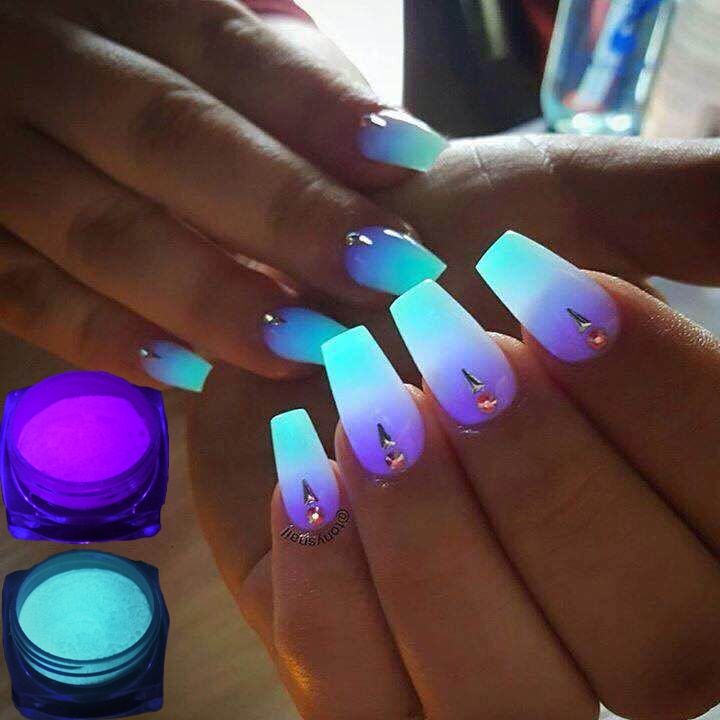 disenos-de-unas-efecto-glow-6
