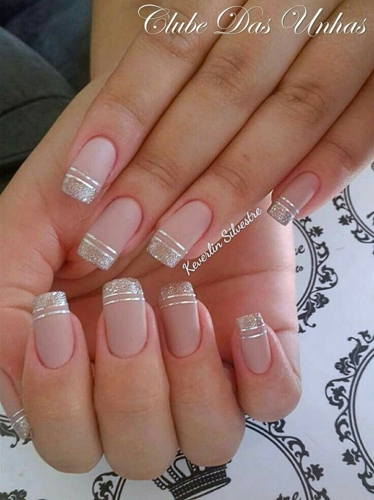 disenos-de-unas-elegantes-nude-con-plata-2