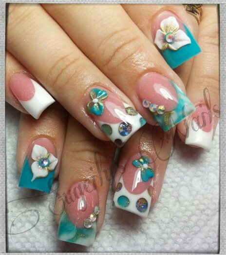 disenos-de-unas-en-alto-relieve-5