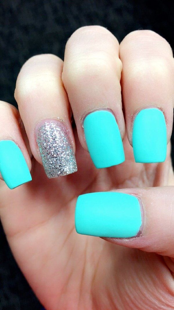 disenos-de-unas-en-color-tiffany-3
