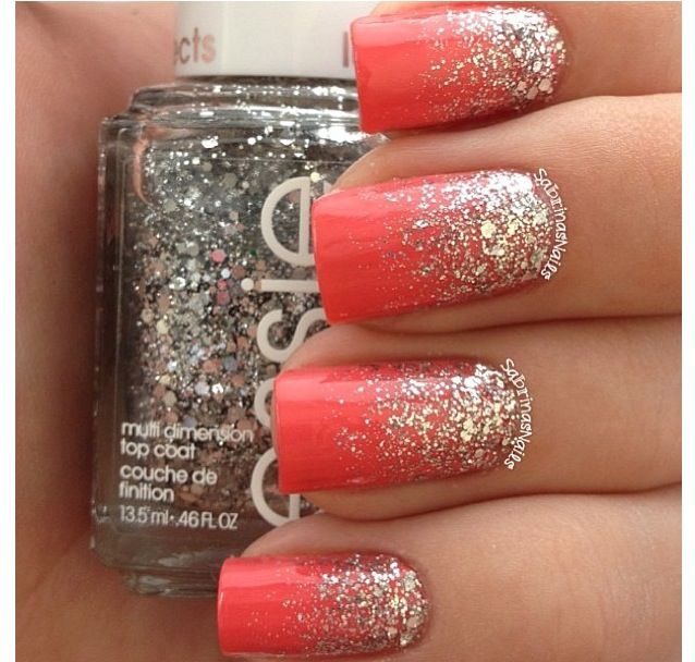 disenos-de-unas-en-coral-y-plateado-7