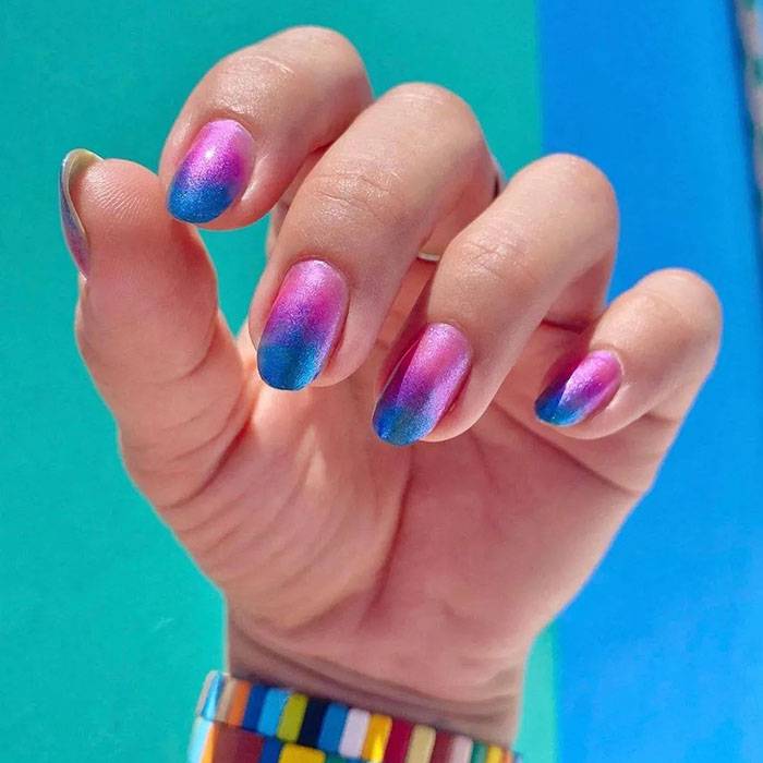 disenos-de-unas-en-degrade-de-colores-6