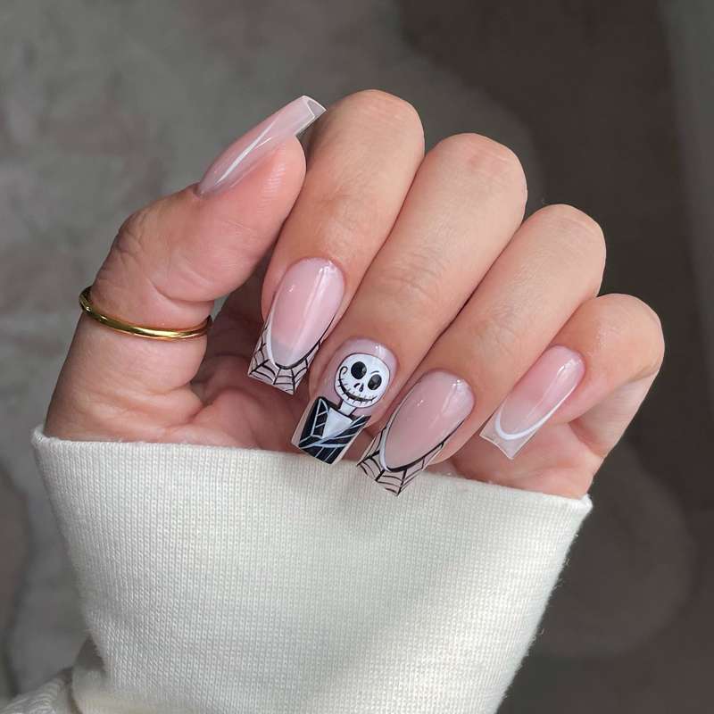 disenos-de-unas-en-una-sola-una-halloen-5