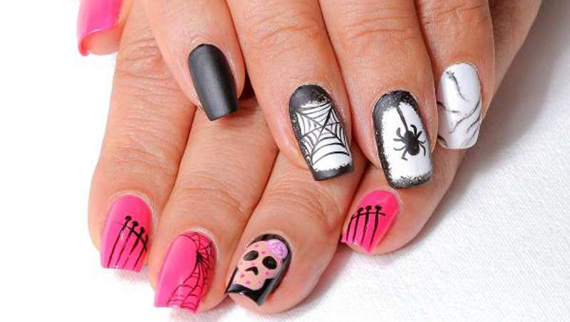 disenos-de-unas-en-una-sola-una-halloen-7
