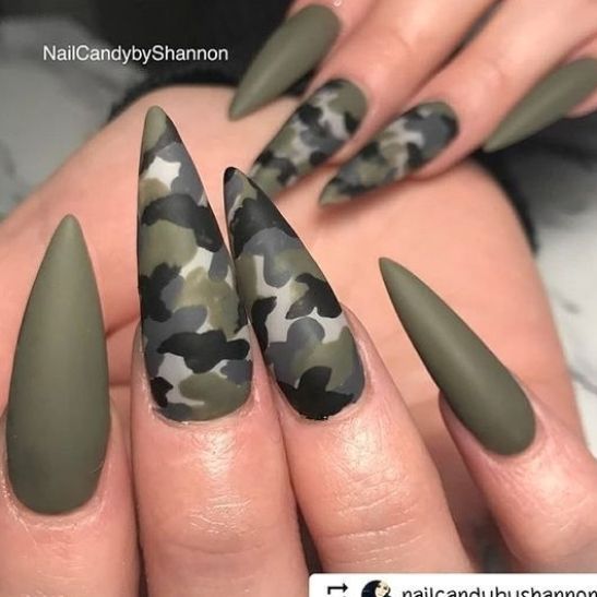 disenos-de-unas-estilo-pixelado-militar-3