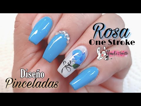 disenos-de-unas-faciles-rosas-y-azul-3