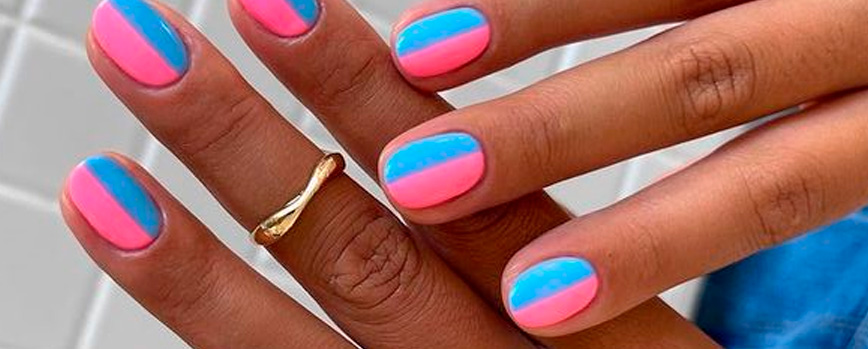 disenos-de-unas-fiusha-con-azul-7