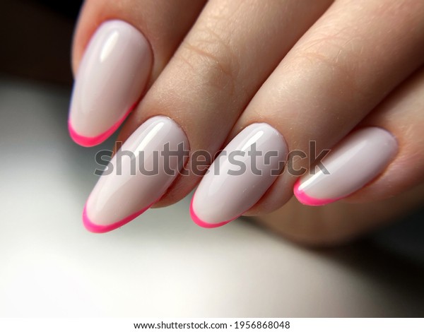 disenos-de-unas-frensh-de-colores-7