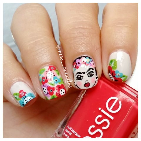 disenos-de-unas-frida-kawai-4