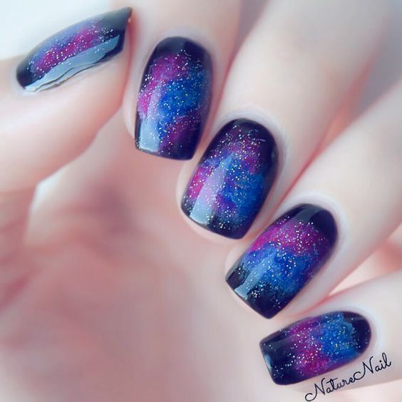 disenos-de-unas-galacticas-5