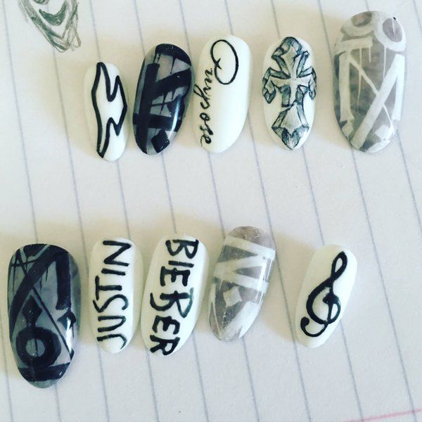 Diseños De Uñas Justin Bieber