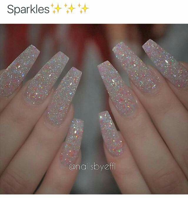 disenos-de-unas-largas-con-glitter-5