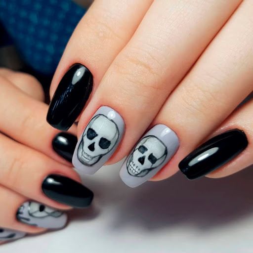 disenos-de-unas-negras-calaveras-2