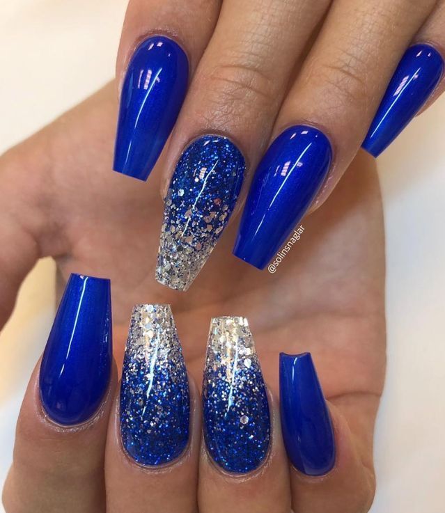 disenos-de-unas-para-15-anos-azules-3