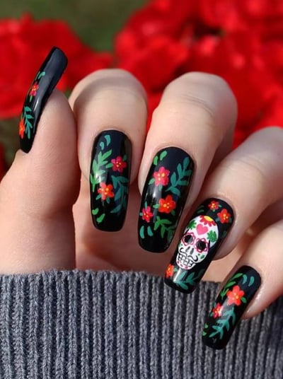disenos-de-unas-para-este-dia-d-muertos-1
