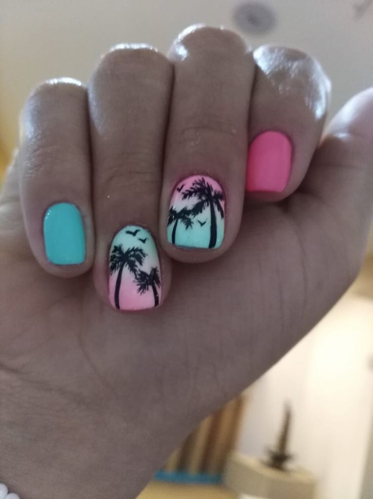 disenos-de-unas-para-la-playa-con-esmaltes-y-facil-3