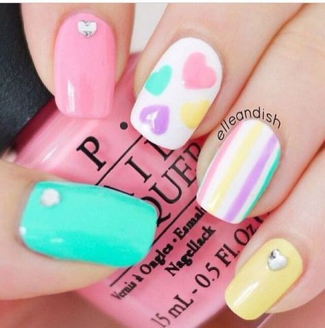 disenos-de-unas-para-ninas-colores-pasteles-4