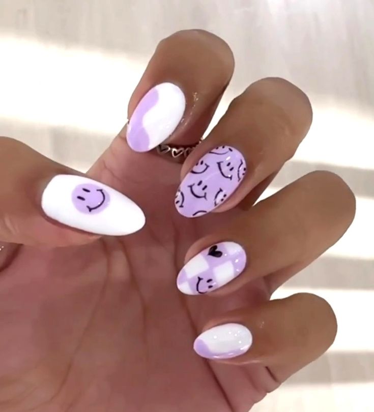disenos-de-unas-para-ninas-de-color-morado-con-dibujo-5