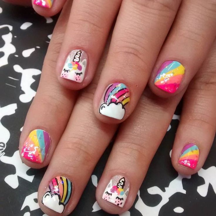 disenos-de-unas-para-ninas-de-diseno-unicornio-6