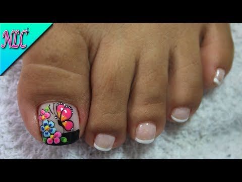 disenos-de-unas-para-pies-mariposas-y-flores-3