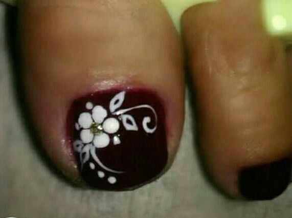Diseños De Uñas Para Pies Oscuras