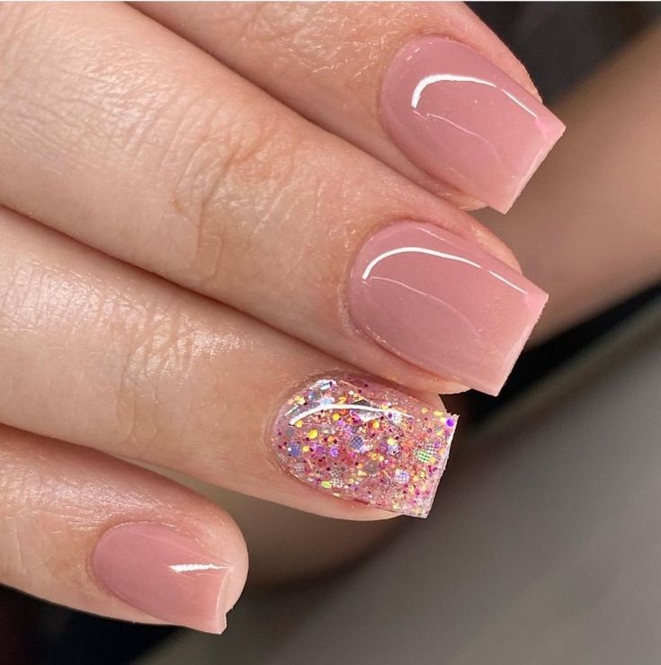 disenos-de-unas-polygel-cortas-3