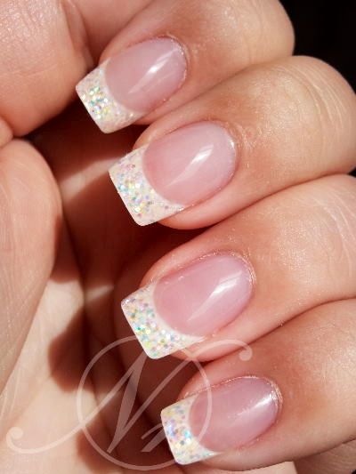 disenos-de-unas-punta-glitter-3