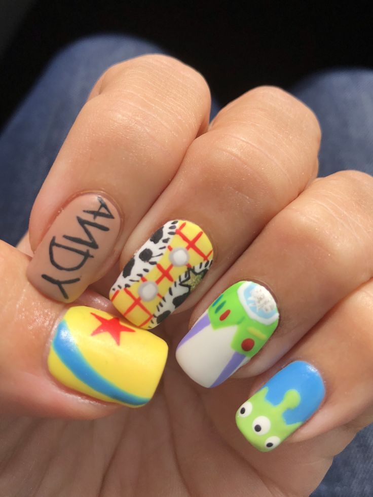 disenos-de-unas-toy-story-jessie-4