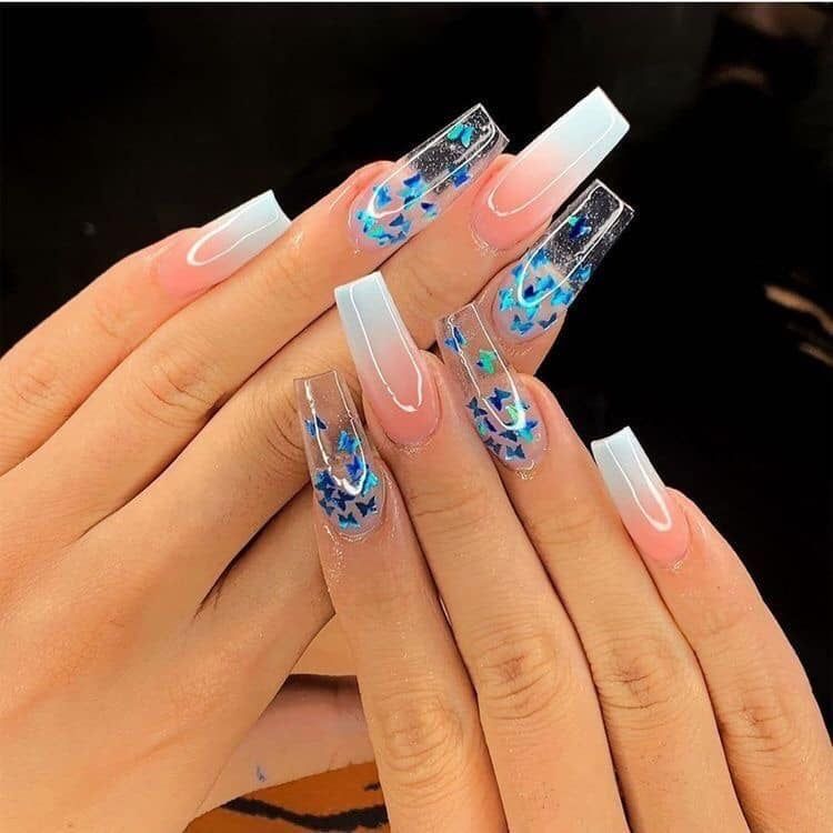 disenos-de-unas-transparentes-con-mariposas-4
