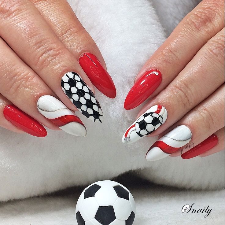 disenos-para-unas-cortas-de-futbol-2