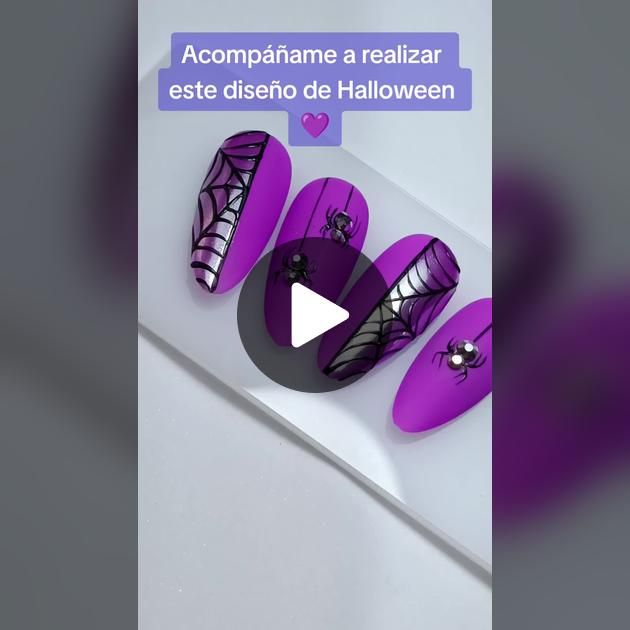 disenos-para-unas-de-maluma-5