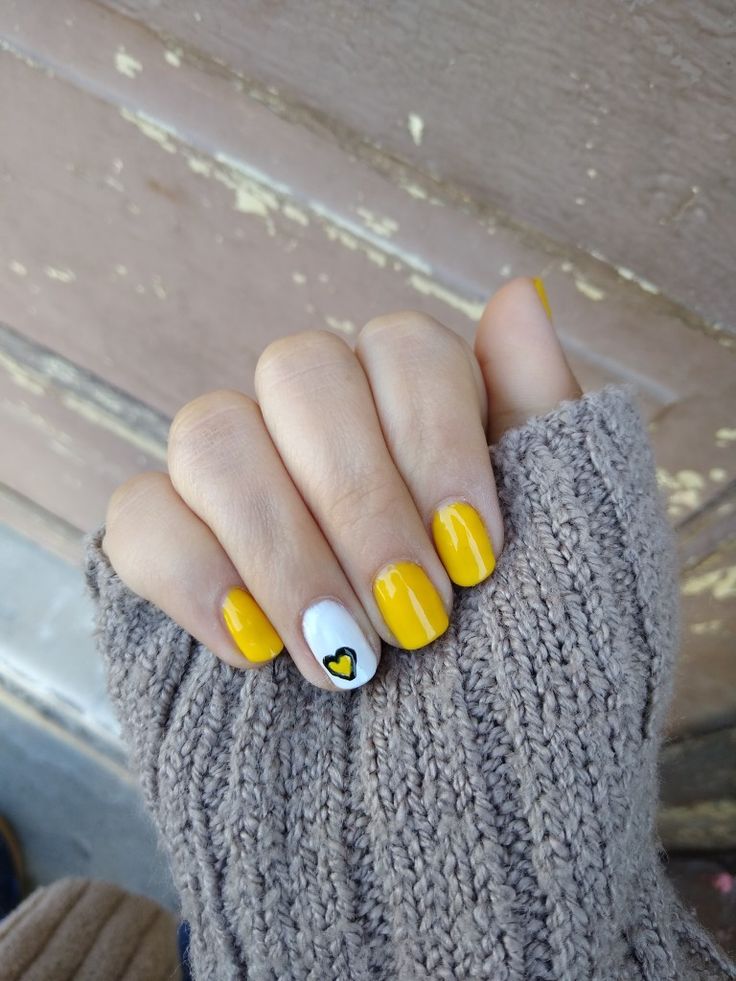 gelish-de-unas-diseno-color-amarillo-1