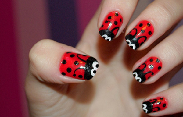 imagenes-de-disenos-de-mariquitas-en-unas-3