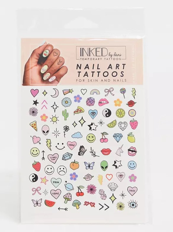 stickers-para-hacer-disenos-de-unas-7