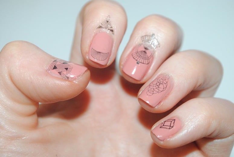 tattos-de-disenos-de-esmaltes-de-unas-5