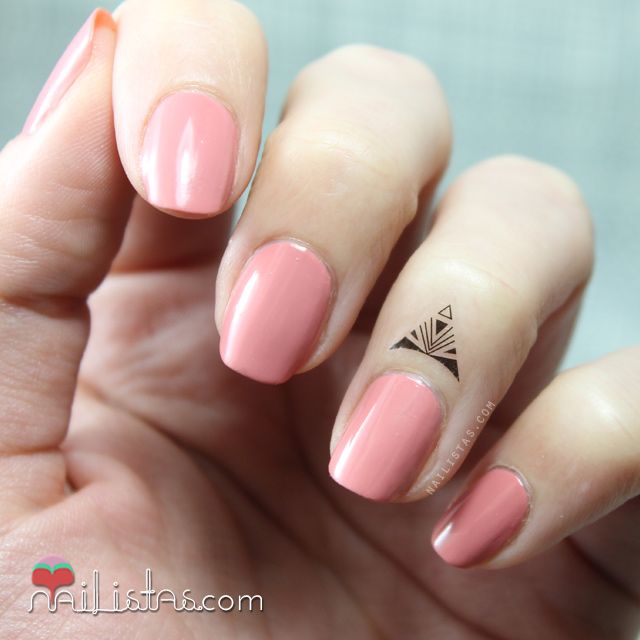 tattos-de-disenos-de-esmaltes-de-unas-6