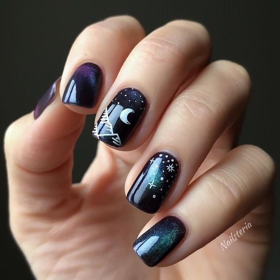 unaa-con-diseno-de-luna-2