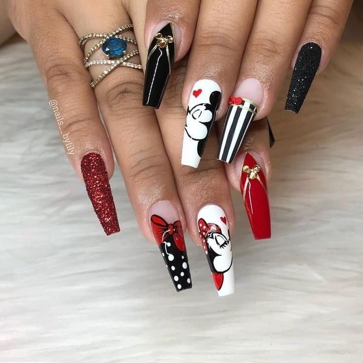 unas-acrilicas-disenos-de-mimi-mouse-4