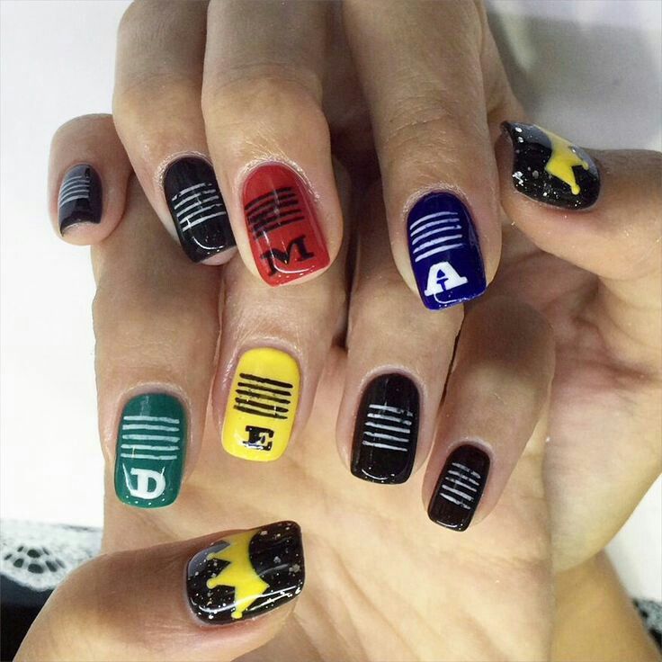 unas-con-diseno-de-big-bang-1