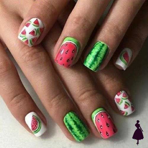 unas-con-diseno-de-frutas-de-navidad-6