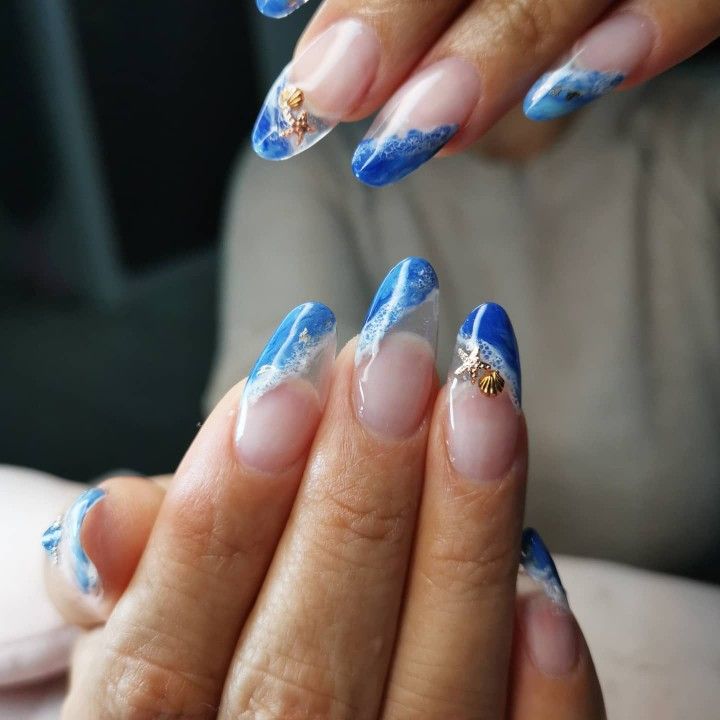 unas-de-acrigel-con-disenos-de-mar-1