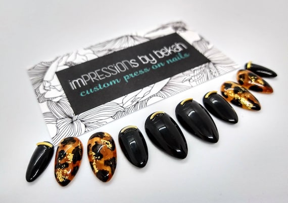 unas-de-acrilico-disenos-animal-print-tortuga-6