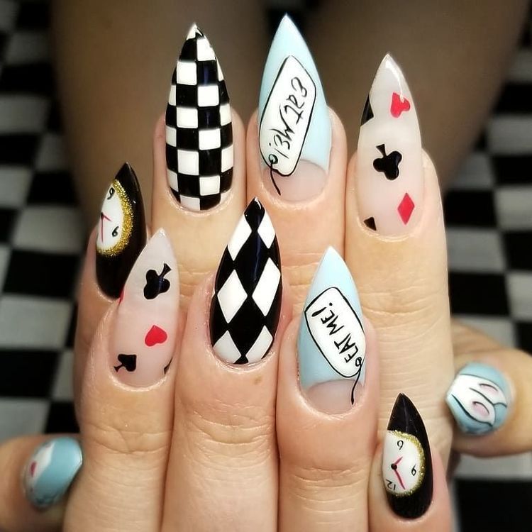 unas-de-acri­lico-disenos-de-disney-princesas-7