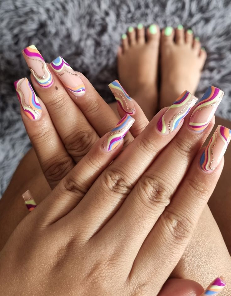 unas-de-gel-disenos-con-lineas-5