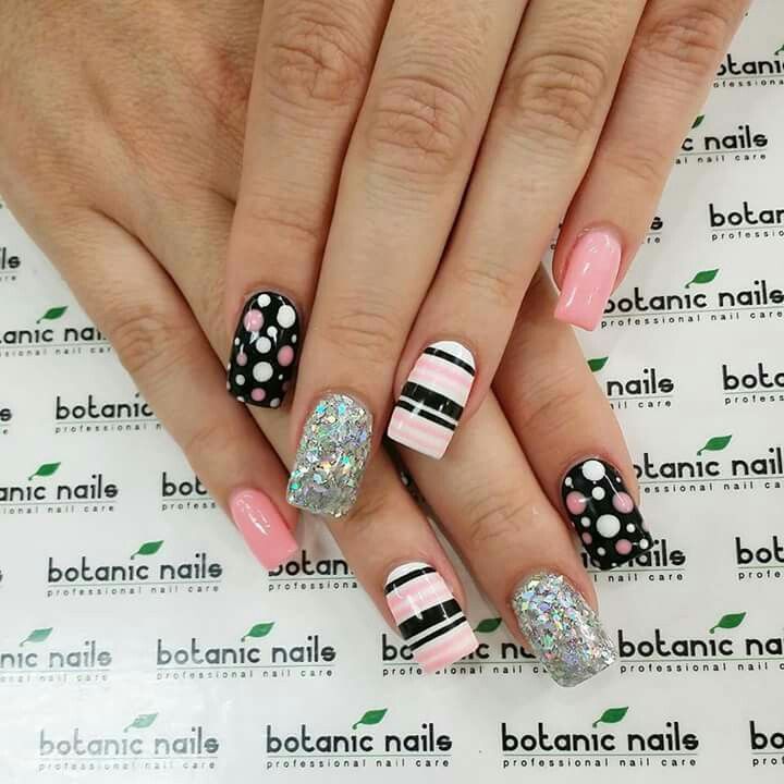 unas-decoradas-disenos-de-botanic-nails-3