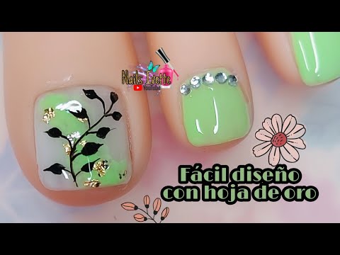 unas-diseno-de-hojas-en-papel-2