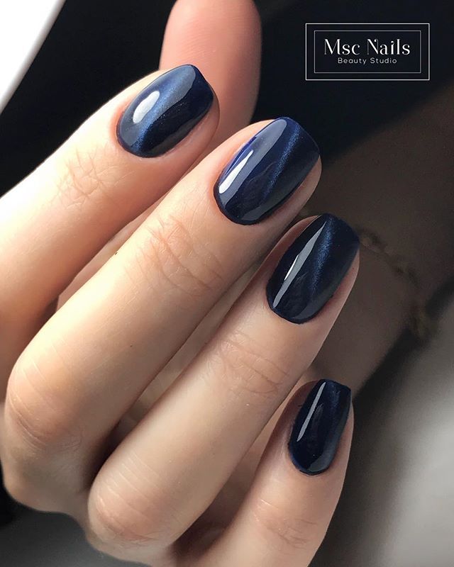 unas-disenos-ojo-de-gato-azul-3